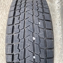 スタッドレスタイヤホイル付4本セットの画像