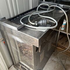 価格交渉可、引き取り限定！業務用炭火焼万能電気グリラー、電気網焼器、焼鳥グリラー3相200V