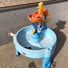 ステップ２ 水遊び ウォーターテーブルの画像