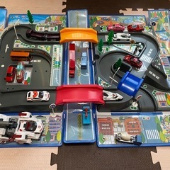 トミカセット　トミカビル　おでかけ立体マップ　ハイパーレスキュー　その他おまけ
の画像