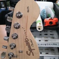 1221-473 Squier ストラトキャスター　ギターの画像