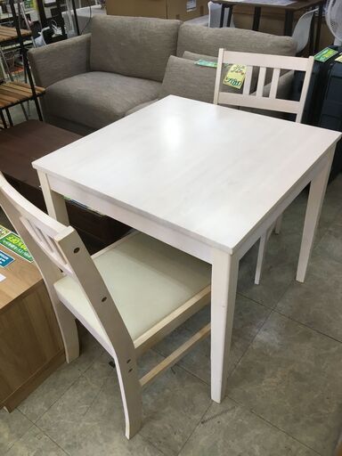 ダイニングセット　２人掛け　座面にちょっとヒビあり。★☆ウィンターセール開催　２千円以上の商品全て１５％～５０％OFF！★☆現金払いならさらに追加５％OFF★☆
