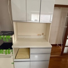 食器棚