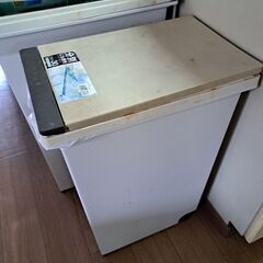 (決まりました)ゴミ箱 ジャンク品