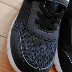 新品　男児メッシュ　スニーカー　20cmの画像