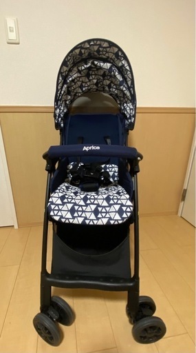 美品　ベビーカー