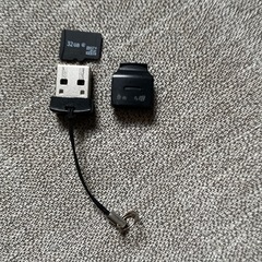 マイクロSD 32GB・USBアダプタ