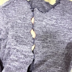 Shein シーイン　紫　セクシー　穴あき　パープル　長袖　トップス　の画像