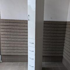 隙間収納☆美品食器棚☆高さ180cm 収納中古家具 引出し ホワ...