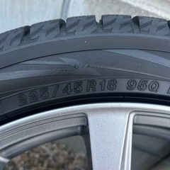 220クラウンスタッドレス18インチの画像
