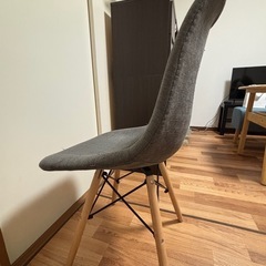 椅子 2脚の画像