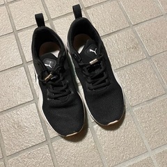 22cm PUMAスニーカー キッズも可