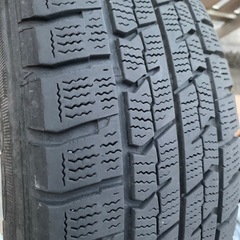 【お話し中】日産セレナスタッドレスタイヤホイールセットの画像