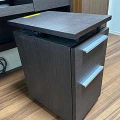 パソコンデスク　袖机の画像