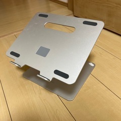 折り畳みPCスタンドの画像