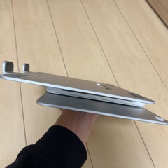 折り畳みPCスタンドの画像