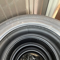 デリカD5新車時タイヤ　225/55R18 ヨコハマ　ジオランダ...