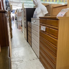 【愛品館 江戸川店】4段 ローチェスト 蝦夷民芸家具の画像