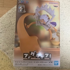 ニカルフィーフィギュア兼印鑑など入れ