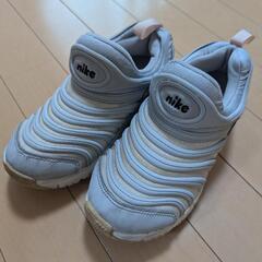 ナイキ、瞬足、長靴の画像