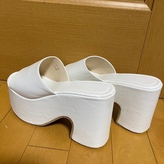 レディースサンダルの画像