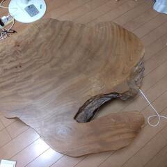 木の机の画像