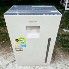 🍎アイリスオーヤマ クロスカットシュレッダー SH12H