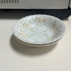 他のお皿とまとめ買い割引します！生活雑貨 食器 プレート9枚セットの画像