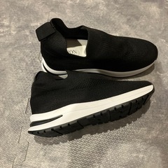 スニーカーの画像