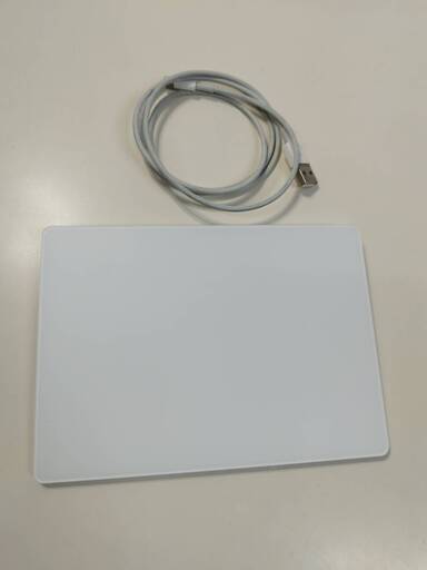 Apple Magic Trackpad 2 A1535〈MRMF2J/A〉