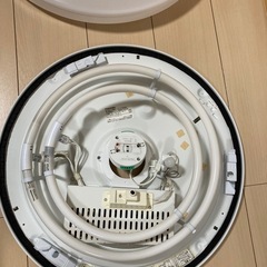 【取引完了】シーリングライト差し上げます。（豆球のみ点灯）の画像