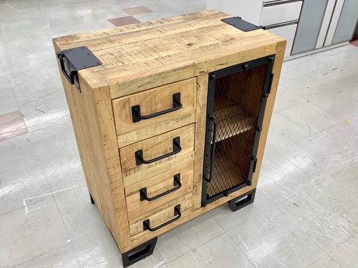 【トレファクマーケット千葉おゆみ野店】ご来店頂ける方限定！インダストリアル調キャビネットのご紹介です！！