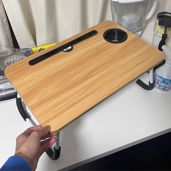 たたみ式ベッドテーブル