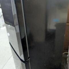 美品中古★三菱 146L 冷蔵庫 2ドア ブラック 黒【MR-P15S-B】の画像