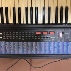 商談中　キーボードの画像