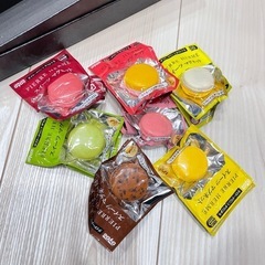 【未開封・新品・7個セット】PIERRE HERME マカロン ...