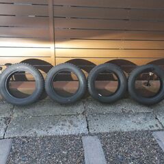 スタッドレスタイヤ 155R65/14 ４本セット