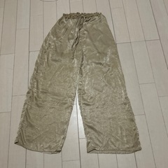 ウィゴー　WEGO 光沢　パンツ
