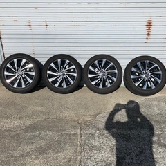 トヨタ純正ホイールタイヤセット　90系ノアヴォクシー