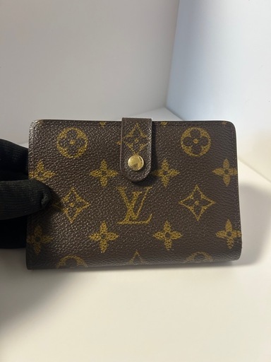 ルイヴィトン　ポルトフォイユ　ヴィエノワ　二つ折り　がま口財布