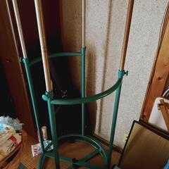 【受け渡し決定】たくさんかけれる 衣類 収納 ラック ハンガーも...