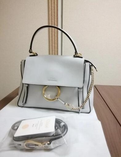 未使用近い美品。Chloe　クロエ　FAYDAY 2way ショルダー付き　バッグ