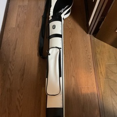 ゴルフバッグ（白）の画像