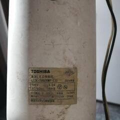 東芝LEDライト外灯用の画像