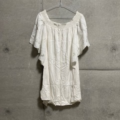 オフショルダー新品未使用タグ付きミニワンピース
