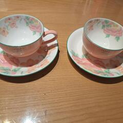 ungaro ウンガロ　コーヒーカップ&ソーサー