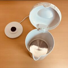 ドリテック　電気ケトル「ラミン」1.0Ｌ（ホワイト）2018年製の画像