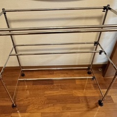 【差し上げます】スチールハンガーラック　スチールラックの画像