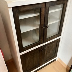 決まりました　 ガラスキャビネット　収納棚 食器棚 