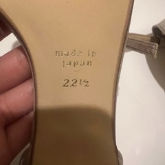【お譲りします】ゴールド　パンプス　ヒール5cmの画像